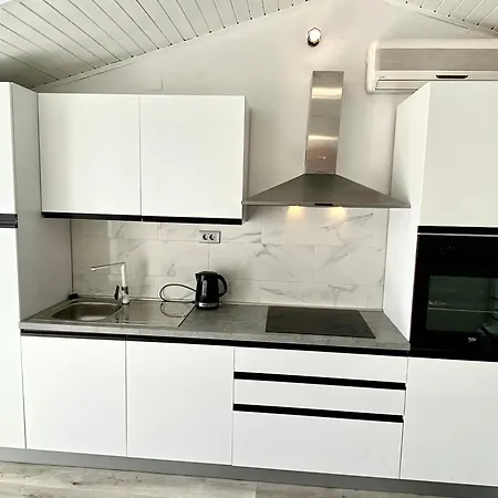 Sanja - With A Large Covered Terrace And Pool * Banjole