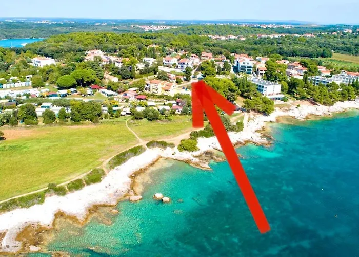 Sanja - With A Large Covered Terrace And Pool Διαμέρισμα Banjole