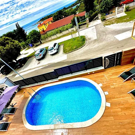 Apartment Sanja - With A Large Covered Terrace And Pool *